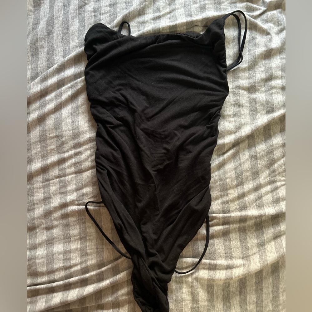 SHEIN Sleek Black Bodysuit